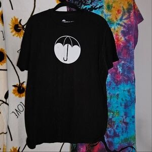 Umbrella Academy Netflix Black Logo T-Shirt Ripple Junction Men's LARGE